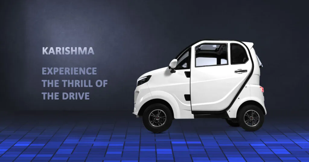 Yakuza Mini Electric Car in Indian City Traffic