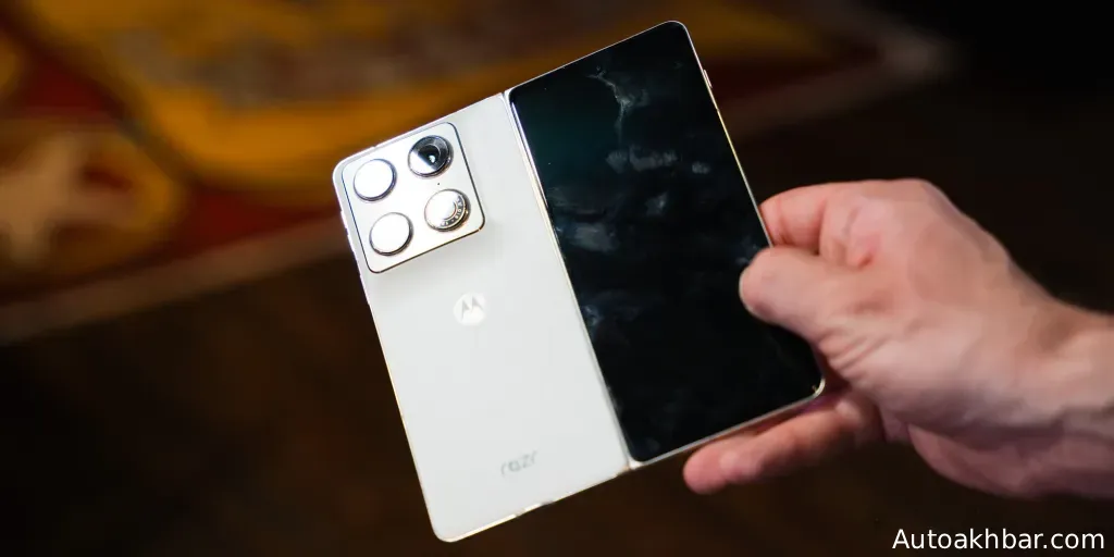 Motorola RAZR Fold 2026 foldable phone with 8.1 inch display and stylus support – best foldable of 2026