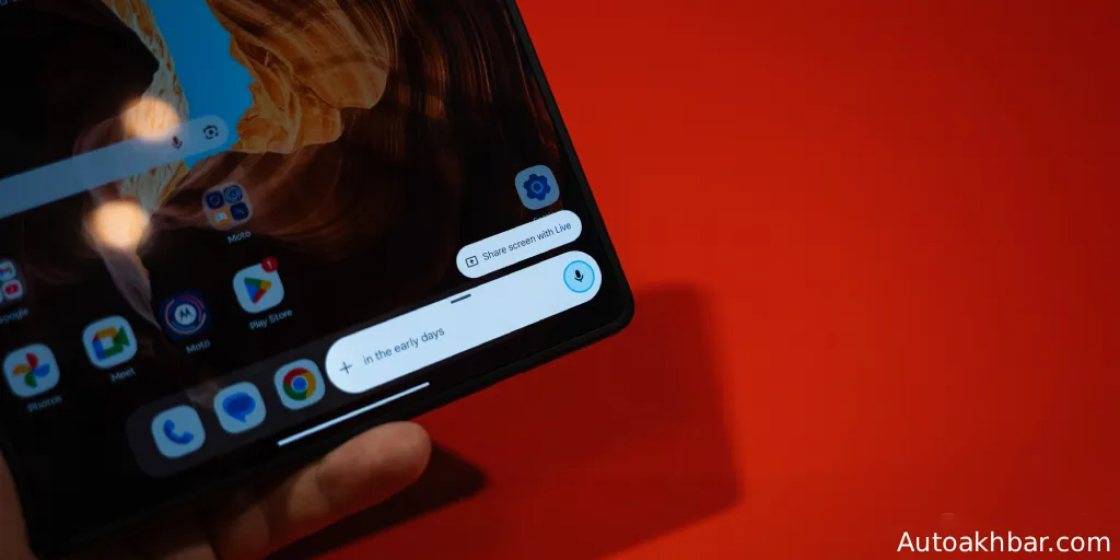 Motorola RAZR Fold 2026 foldable phone with 8.1 inch display and stylus support – best foldable of 2026