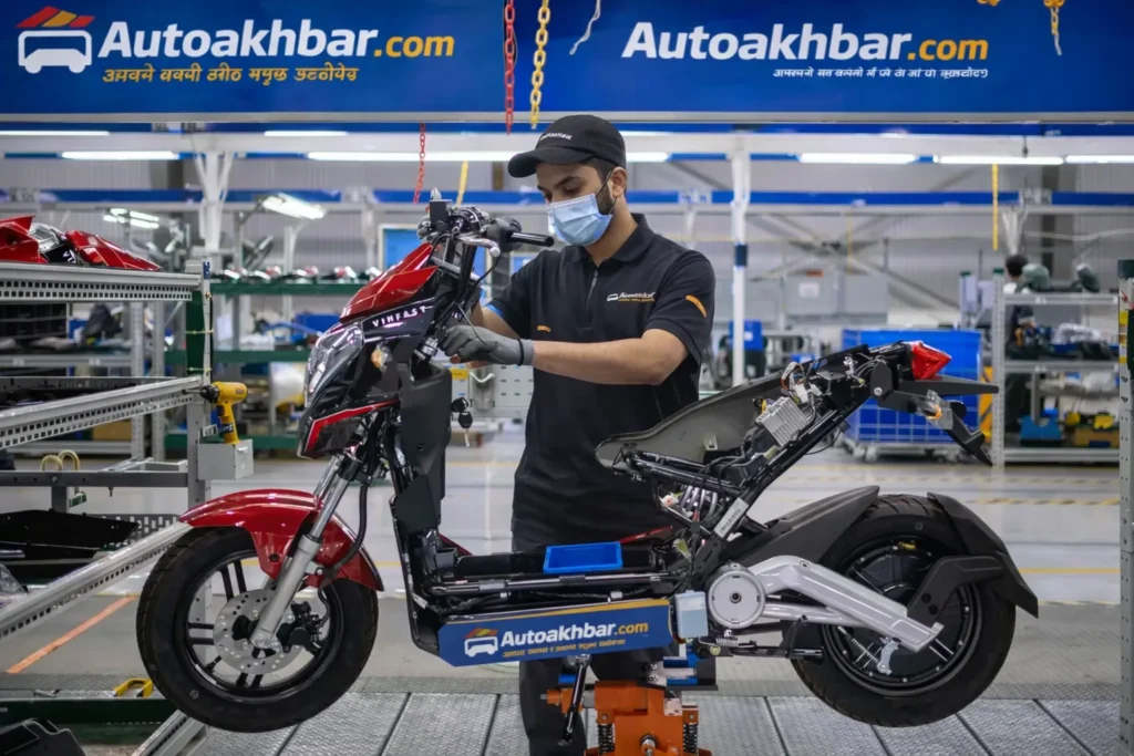 Vinfast electric scooters Evo Filss and Viper showcased during India launch with modern EV design