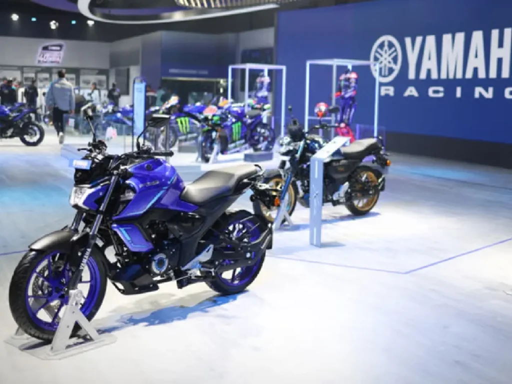Real Yamaha FZ Blue Flex
