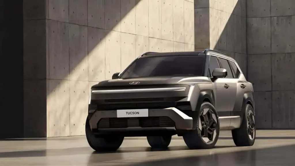 2027 Hyundai Tucson boxy redesign front three-quarter view, AutoAkhbar branded image