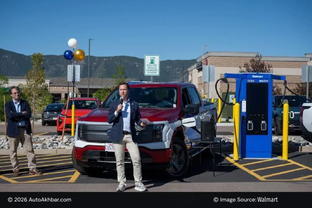 Walmart EV : Electric vehicle charging at a Walmart-owned fast charging station.