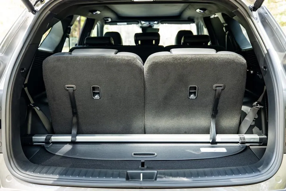 Kia Sorento boot scape