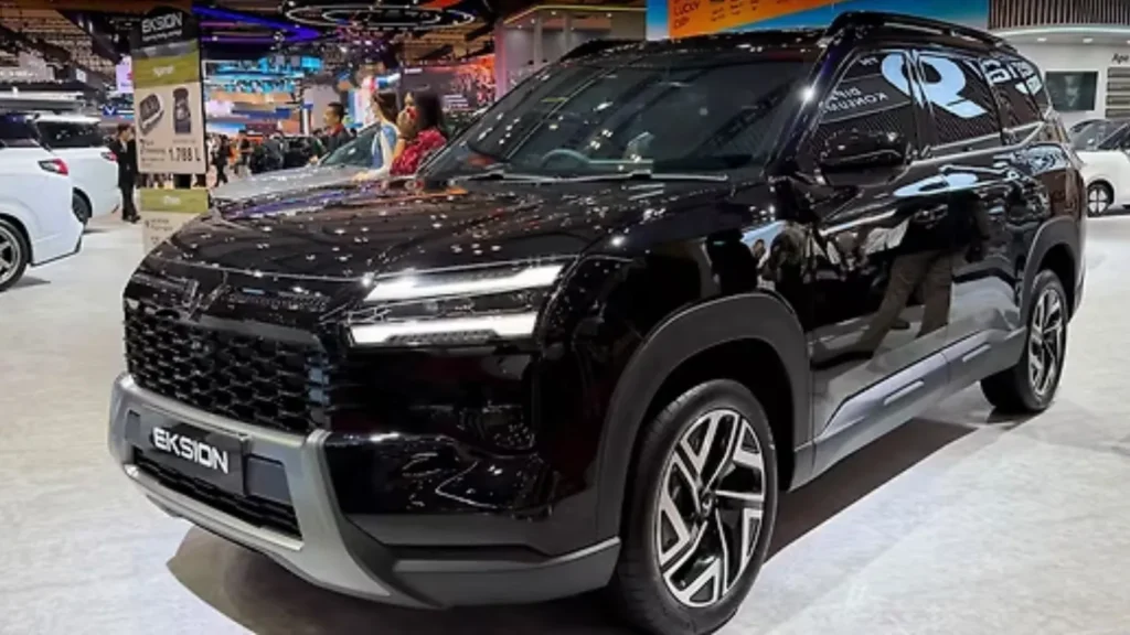 MG Hector Hawk EV चार्जिंग पोर्ट — 530 किमी रेंज वाला इलेक्ट्रिक वर्जन