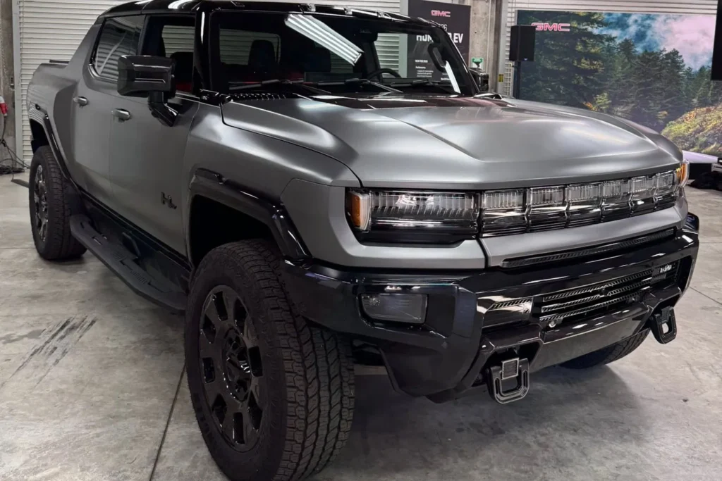 2026 GMC Hummer EV 3X Carbon Fiber Edition in Magnus Gray Matte.